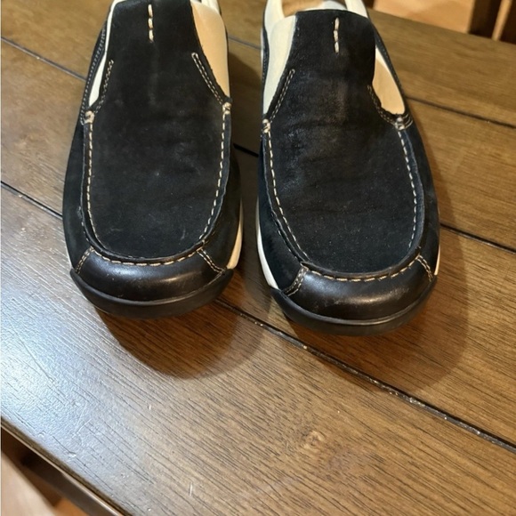 Easy spirit woman’s comfortable black slip on sneaker shoes , size 6 - Picture 2 of 8